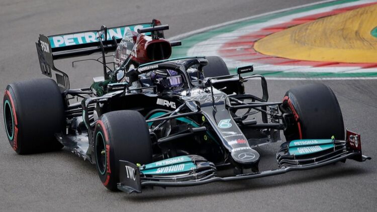 การทดสอบพรีซีซัน Formula 1: Lewis Hamilton เรียกร้องให้สจ๊วต ‘ไม่ลำเอียง’